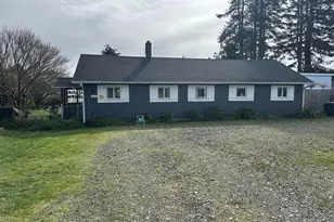 265 S Hazel St, Brookings, OR 97415 - Photo 1