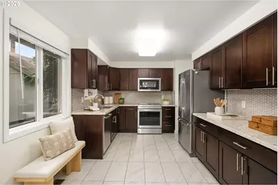 1905 SE 154th Ave, Portland, OR 97233 - Photo 8