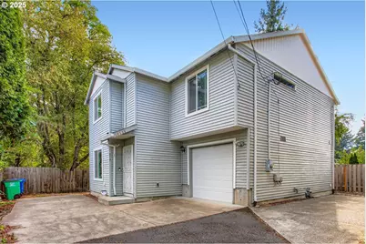 10538 SE Holgate Blvd, Portland, OR 97266 - Photo 1