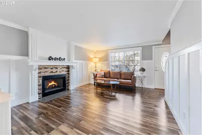 17948 SW Robert Ln, Beaverton, OR 97078 - Photo 4
