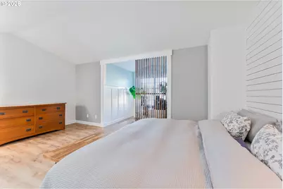 17948 SW Robert Ln, Beaverton, OR 97078 - Photo 12
