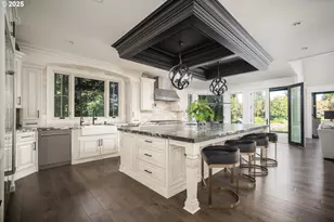 18418 Old River Landing, Lake Oswego, OR 97034 - Photo 4