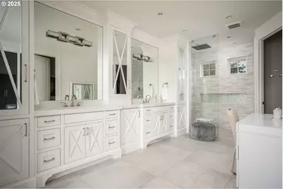 18418 Old River Lndg, Lake Oswego, OR 97034 - Photo 18