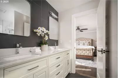 18418 Old River Lndg, Lake Oswego, OR 97034 - Photo 22