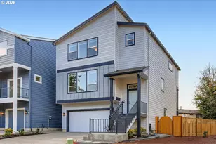 18919 SW Hazelwood Ln, Beaverton, OR 97078 - Photo 2