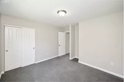 19157 SE Ash St, Portland, OR 97233 - Photo 32