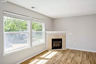 19157 SE Ash St, Portland, OR 97233 - Photo 16