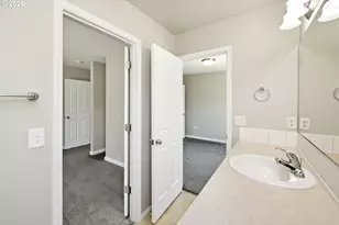 19157 SE Ash St, Portland, OR 97233 - Photo 30