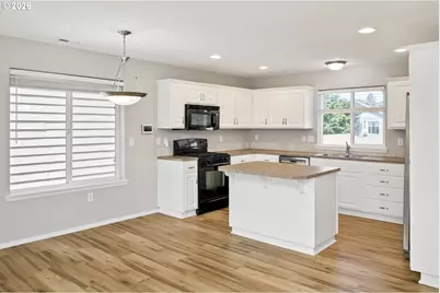 19157 SE Ash St, Portland, OR 97233 - Photo 12