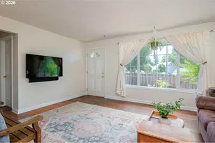 5044 NE Cully Blvd, Portland, OR 97218 - Photo 8
