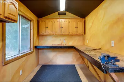 5044 NE Cully Blvd, Portland, OR 97218 - Photo 34