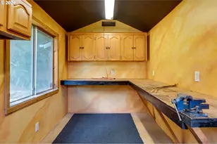 5044 NE Cully Blvd, Portland, OR 97218 - Photo 34
