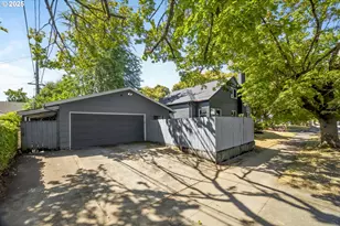 7434 N Chase Ave N, Portland, OR 97217 - Photo 4