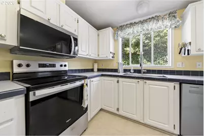 1600 Rhododendron Dr #6, Florence, OR 97439 - Photo 18