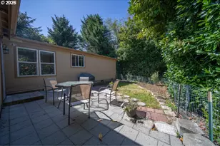 1600 Rhododendron Dr, Florence, OR 97439 - Photo 8