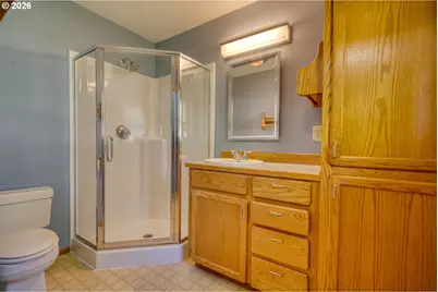 50541 Hillcrest Dr, Scappoose, OR 97056 - Photo 16
