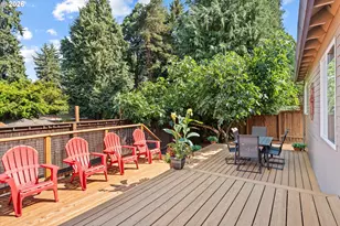 12432 SW 114th Terrace, Portland, OR 97223 - Photo 32