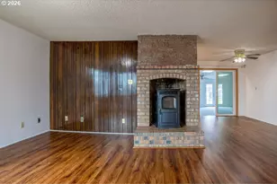 2209 42nd Ave, Longview, WA 98632 - Photo 4