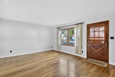 10130 SE Pardee St, Portland, OR 97266 - Photo 8