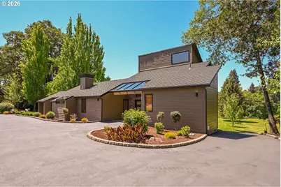 2546 Fisher Rd, Roseburg, OR 97471 - Photo 2