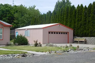 724 N 4th St, Athena, OR 97813 - Photo 2