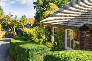 2850 NW Verde Vista Terrace, Portland, OR 97210 - Photo 2