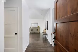 2850 NW Verde Vista Terrace, Portland, OR 97210 - Photo 4