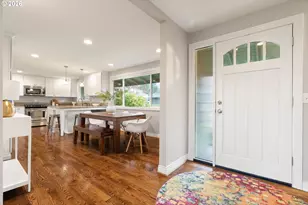 2125 SW Warwick Ave, Portland, OR 97225 - Photo 4