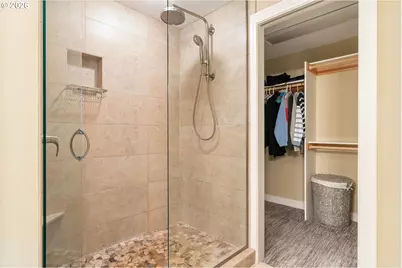 2125 SW Warwick Ave, Portland, OR 97225 - Photo 28