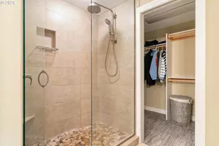 2125 SW Warwick Ave, Portland, OR 97225 - Photo 28