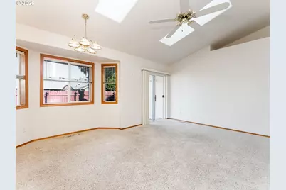 255 Taurus St, Molalla, OR 97038 - Photo 16
