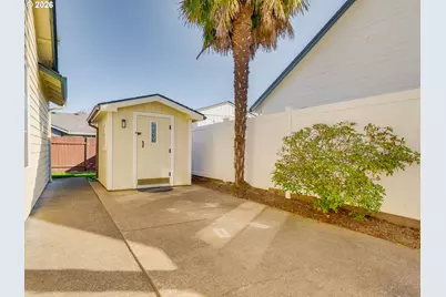 255 Taurus St, Molalla, OR 97038 - Photo 34
