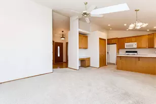 255 Taurus St, Molalla, OR 97038 - Photo 18