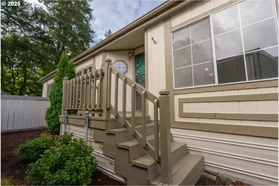 13900 SE Hwy 212 #16, Clackamas, OR 97015 - Photo 4