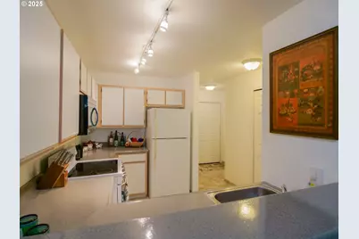 5130 SW Multnomah Blvd #B, Portland, OR 97219 - Photo 8