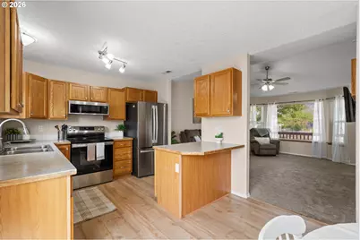 486 E Autumn Ave, Hermiston, OR 97838 - Photo 10