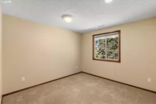 9301 NE Pinecreek St, Vancouver, WA 98664 - Photo 22