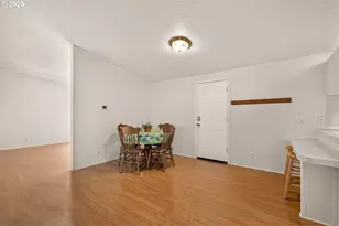 301 E Columbia, Newberg, OR 97132 - Photo 12
