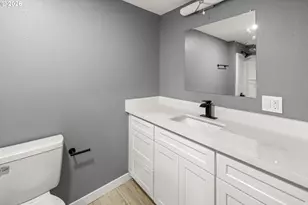 14062 SE Foster Rd, Portland, OR 97236 - Photo 12