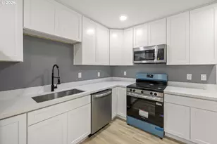 14062 SE Foster Rd, Portland, OR 97236 - Photo 10
