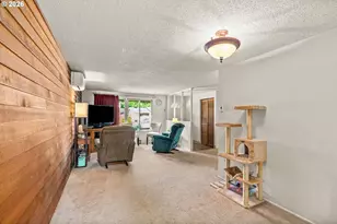 4045 Hyacinth St, Eugene, OR 97404 - Photo 4