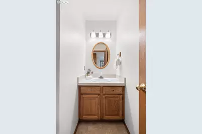 12730 SW Barberry Dr, Beaverton, OR 97008 - Photo 10