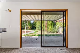 1303 NE Cornell Rd, Hillsboro, OR 97124 - Photo 22