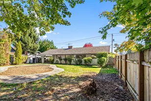 1303 NE Cornell Rd, Hillsboro, OR 97124 - Photo 36