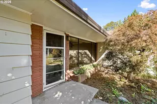 1303 NE Cornell Rd, Hillsboro, OR 97124 - Photo 8