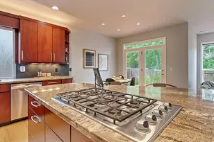15566 SW 76th Ave, Portland, OR 97224 - Photo 12