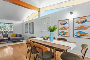 2637 NE 138th Pl, Portland, OR 97230 - Photo 10