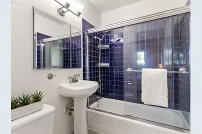 2637 NE 138th Pl, Portland, OR 97230 - Photo 22