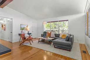 2637 NE 138th Pl, Portland, OR 97230 - Photo 4