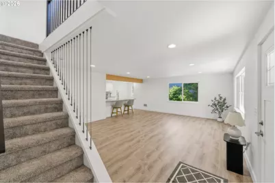 950 Exchange St, North Bend, OR 97459 - Photo 14